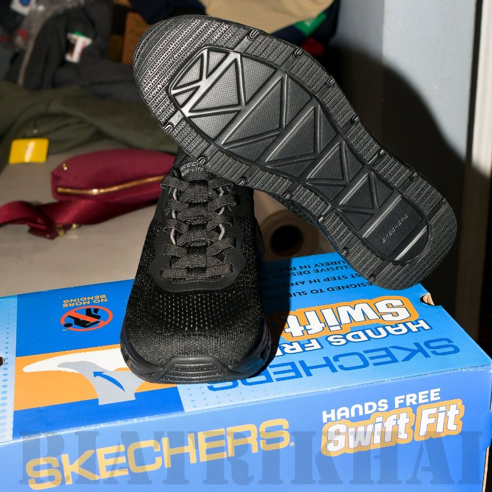 Skechers Men's Glide Step Sneaker Hands Free Swift Fit Memory Foam Insole